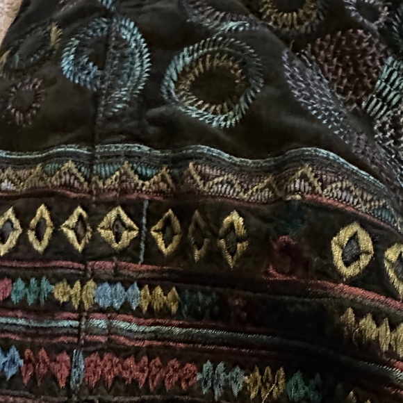 Bohemian Embroidered Trench Coat - Picture 7 of 11